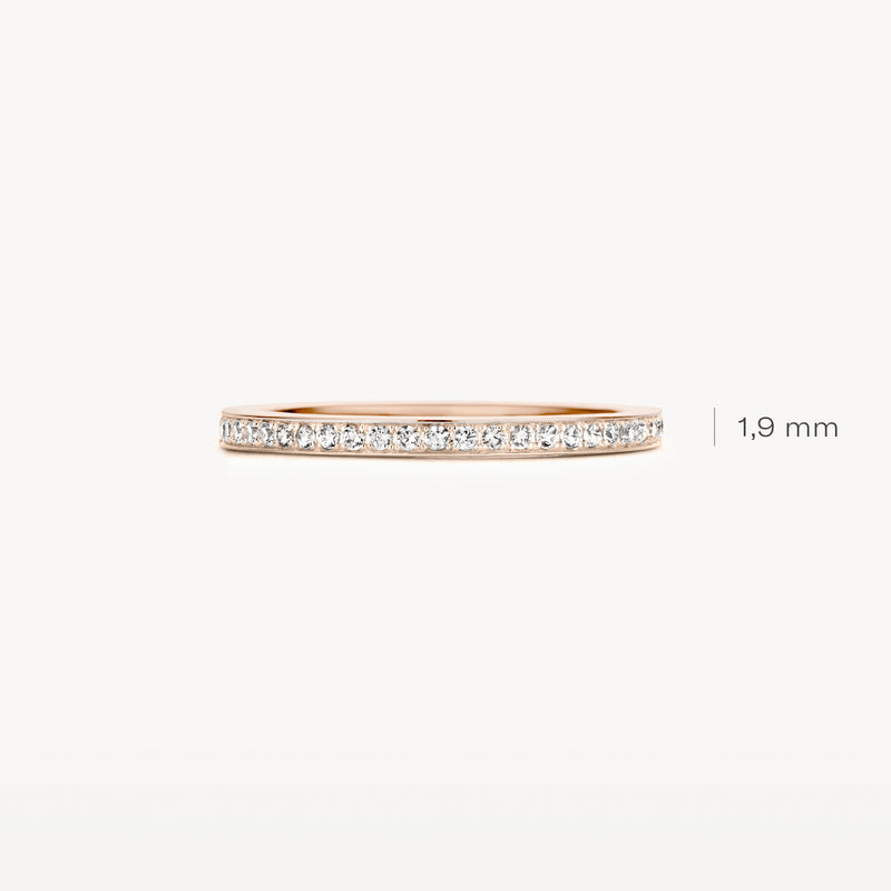 Slanke 14 Rosé goud ring met kleine zirkonia's, 1,9 mm breedte.