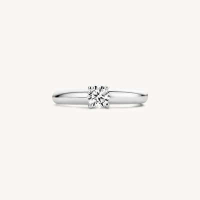 Slanke ring van 14k wit goud met solitaire zirkonia briljant geslepen.