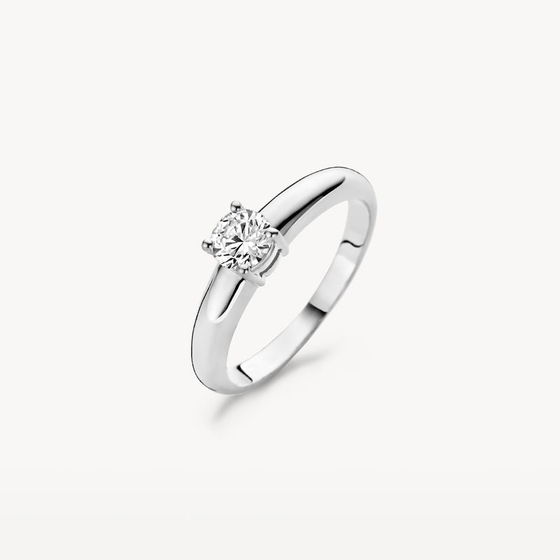 Ring van 14k wit goud met solitaire zirkonia en glanzende afwerking.