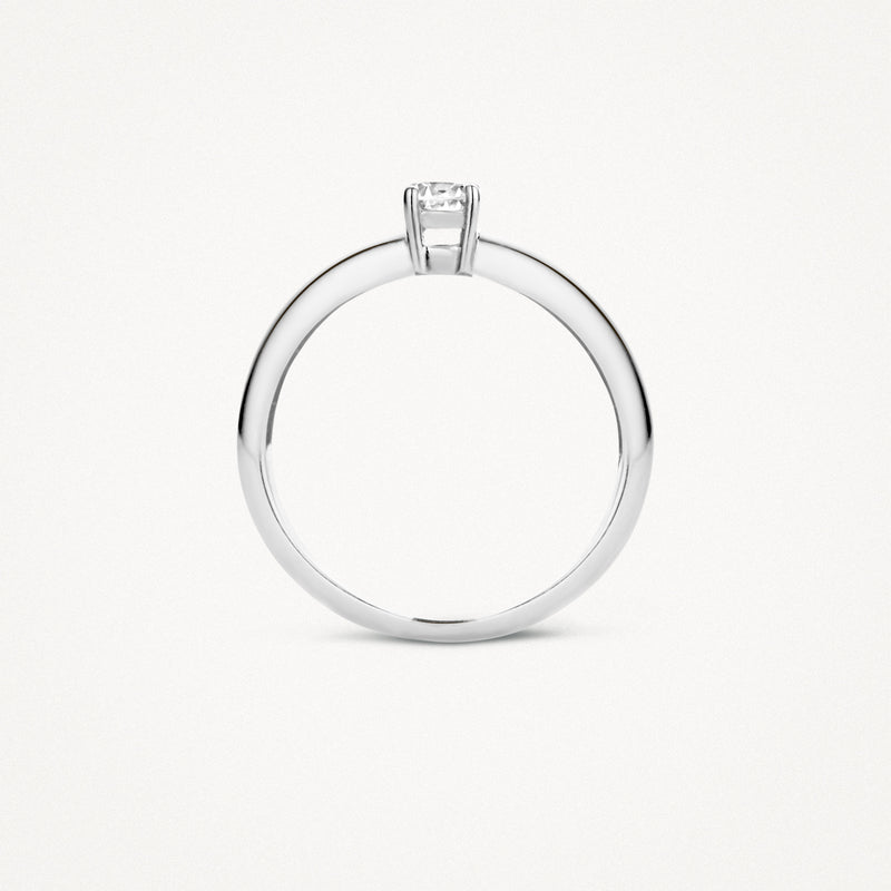 14k wit goud ring met ronde zirkonia en slanke band.