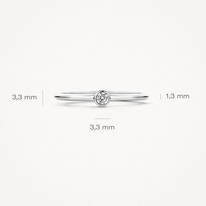 Ring van 14k wit goud met kleine zirkonia en slanke band van 1,3 mm breedte.