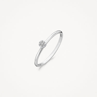 14k wit goud ring met kleine briljantgeslepen diamant in het midden.