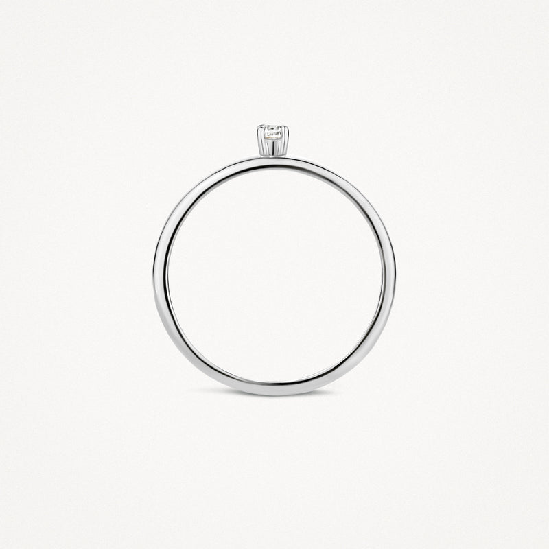 14k witgouden solitair ring met kleine diamant en verfijnde band.