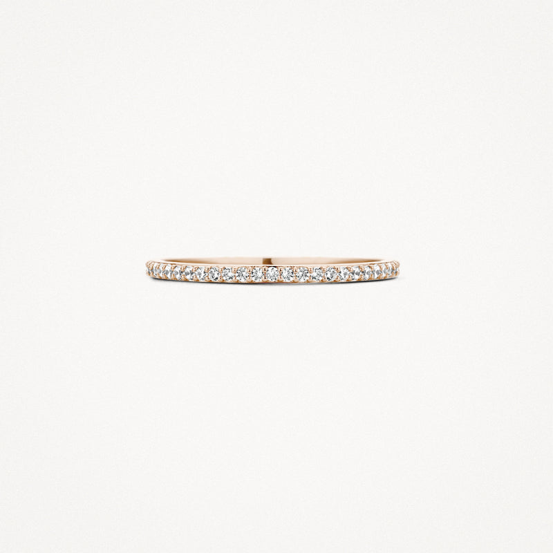 Dunne ring van 14 Rosé goud met kleine zirkonia strassstenen rondom.