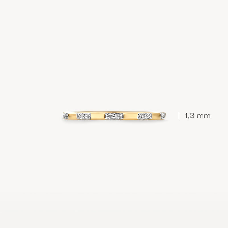 Dunne aanschuifring van 14k geelgoud met kleine zirkonia's en 1,3 mm breedte.