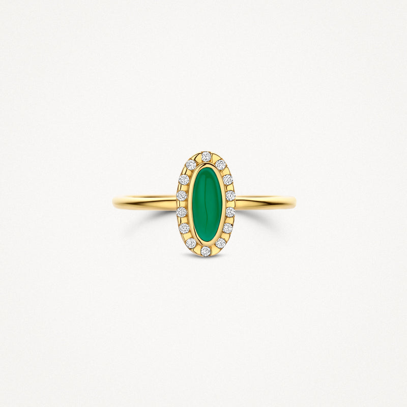 14k goud ring met groene agaat en kleine fonkelende stenen in ovale zetting.