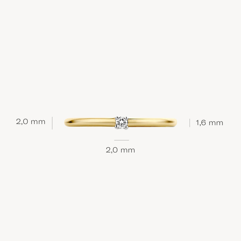 Slanke solitair ring van 14k geel goud met 2 mm natuurlijke diamant in het midden.