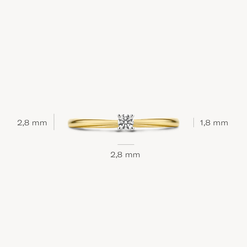 Dunne solitair ring van 14k geel goud met ronde diamant van 2,8 mm, band 1,8 mm breed.