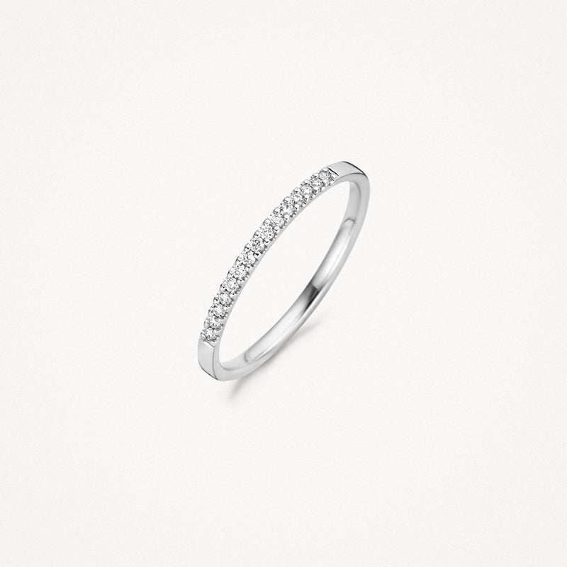 14k wit gouden ring met rij natuurlijke diamanten, slank model.