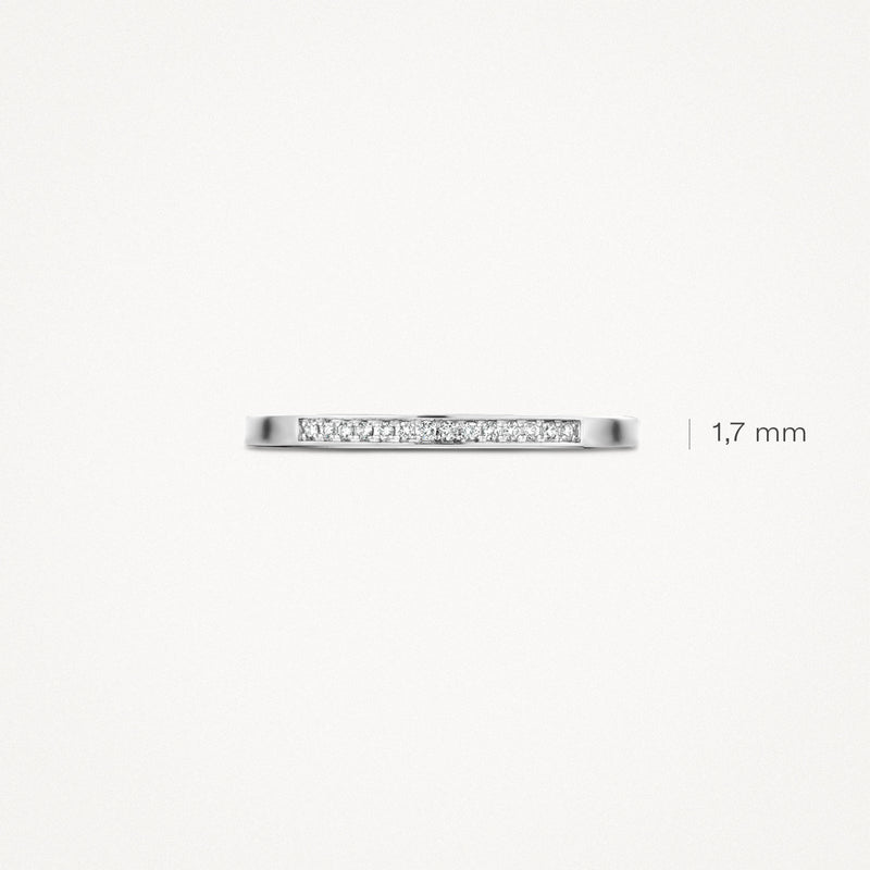 Dunne 14k wit gouden ring met fijne rij natuurlijke diamanten, breedte 1,7 mm.