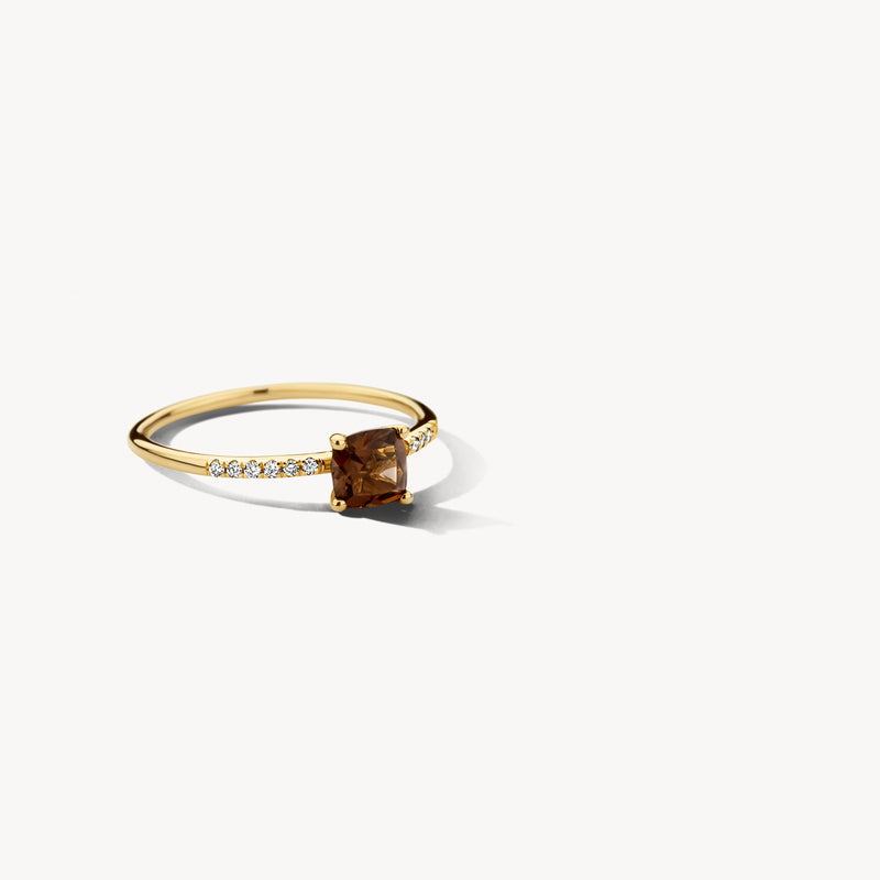585er Gelbgold Ring Mit rechteckigem Rauchquarz und einer Reihe von kleinen Diamanten an der Seite.