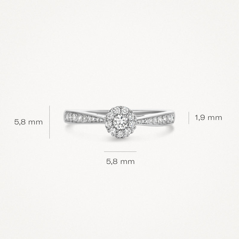 14k Wit goud ring met centrale diamant en pave gezet diamanten rondom, 5,8 mm breedte.