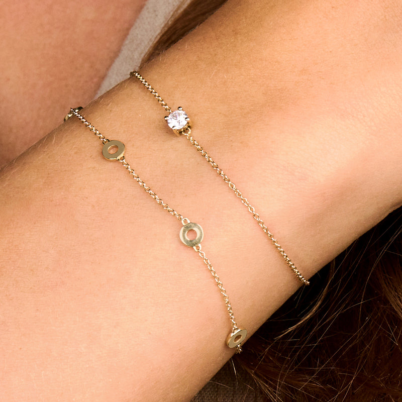 Bracelet avec zircone 4 mm serti à griffes en or 14 carats