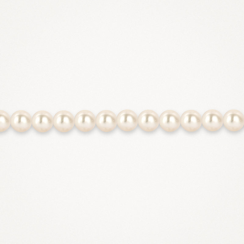 Bracelet de perles avec perles blanches brillantes et fermoir en or jaune 14k.