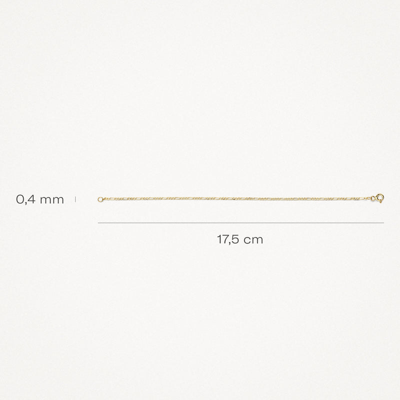 Dünnes Armband aus 585er Gold mit einer Breite von 0,4 mm und einer Länge von 17,5 cm mit feinen Gliedern.