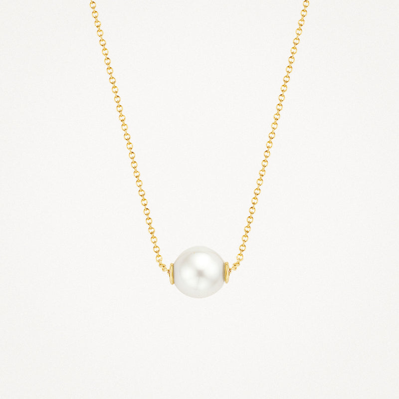 14k geelgouden ketting met ronde witte parel centraal.