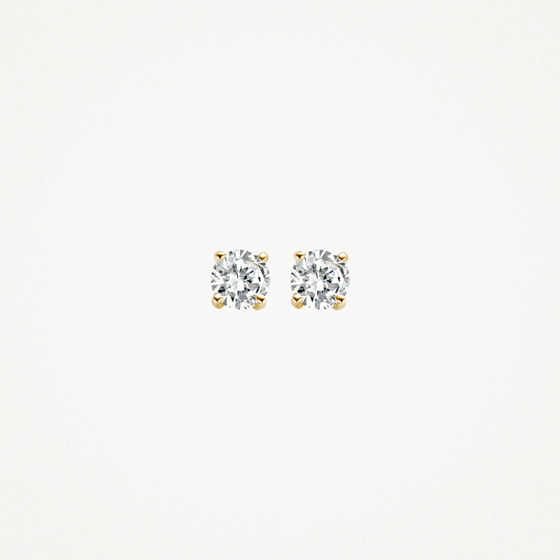 Puces d'oreilles en or jaune 14k avec des Zircones étincelantes de taille ronde.