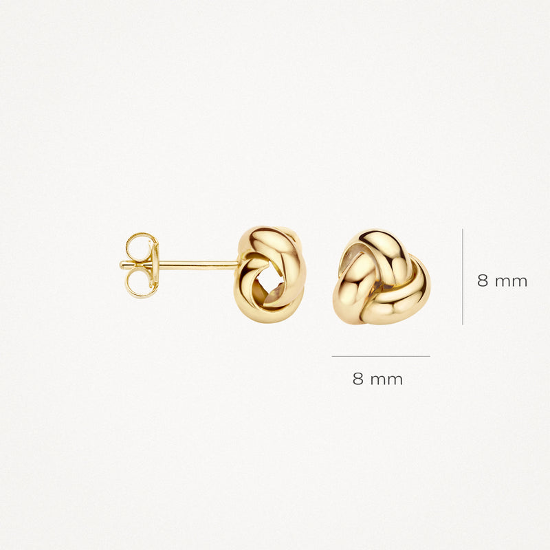 Oorknoppen van 14k geelgoud met een gedraaide knoopvorm, 8 mm breed en hoog.