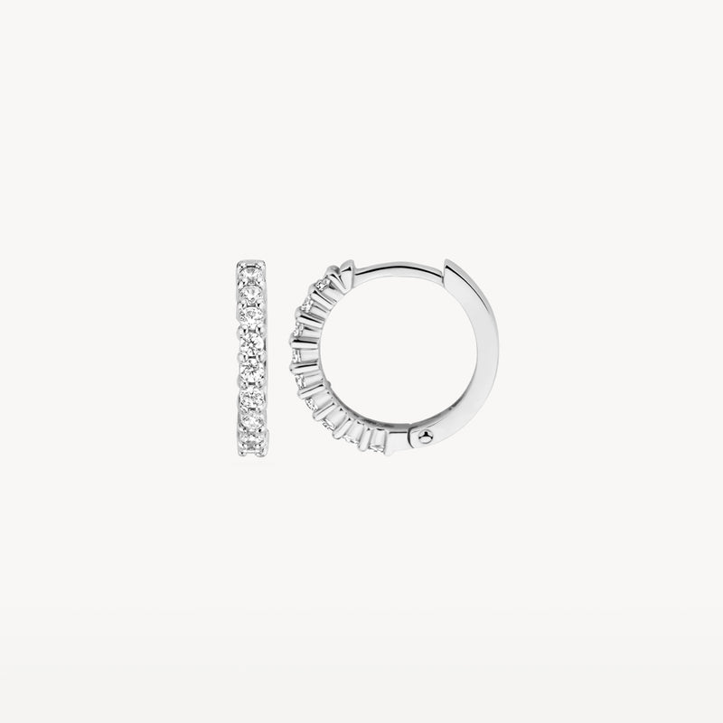 Anneaux d'oreilles en blanc 14k avec rangée de Zircone sur tout le pourtour et Fermeture :.