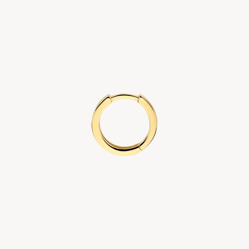 Runder Ohrring aus 585er Gelbgold mit glatter Oberfläche und minimaler Dicke.