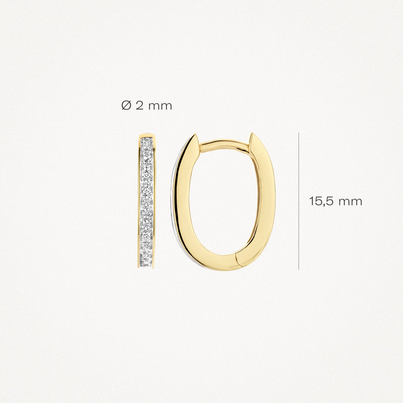 14k geelgouden oorringen met zirkonia en smalle breedte van 2 mm, hoogte 15,5 mm.