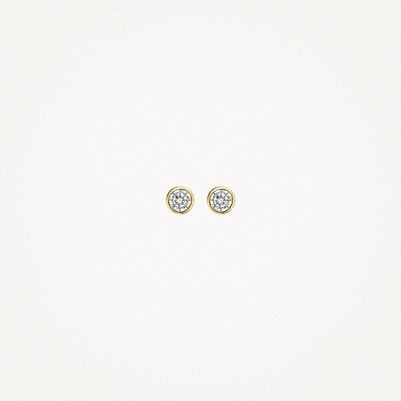 Ronde oorknoppen van 14k geel goud met glinsterende zirkonia in het midden.