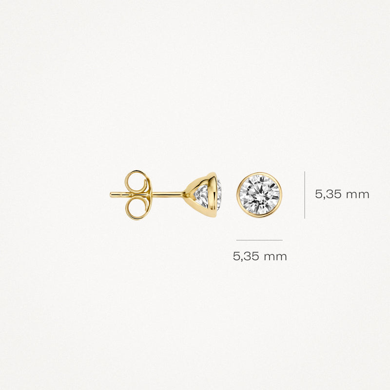 Oorknoppen van 14k geelgoud met ronde zirkonia van 5,35 mm diameter.