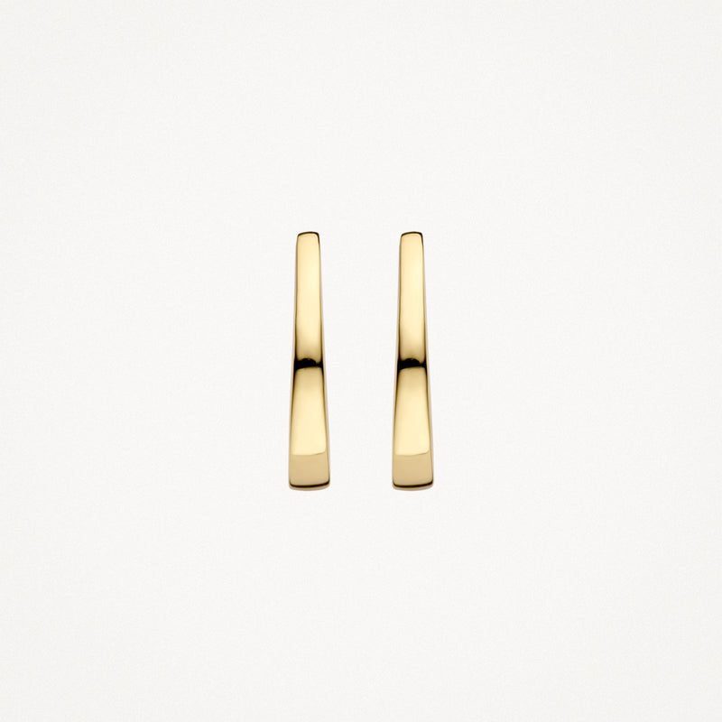 Créoles d'oreilles en or jaune 14k avec finition lisse rectangulaire.