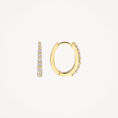 Anneaux d'oreilles en or jaune 14k avec rangée de Zircone sur le devant.