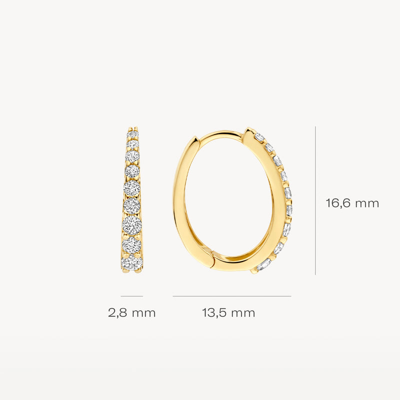 Oorringen van 14k geelgoud met rij van glinsterende zirkonia, 16,6 mm hoog.