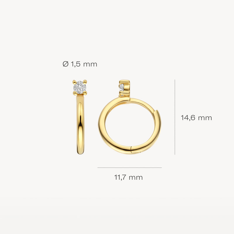 Oorringen van 14k goud met ronde zirkonia van 1,5 mm, diameter 11,7 mm, hoogte 14,6 mm.