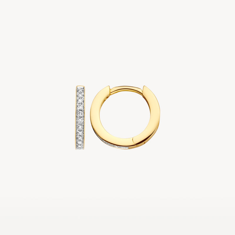 Ronde bicolor oorring met 14k geel en wit goud en rij diamantstenen aan voorkant.