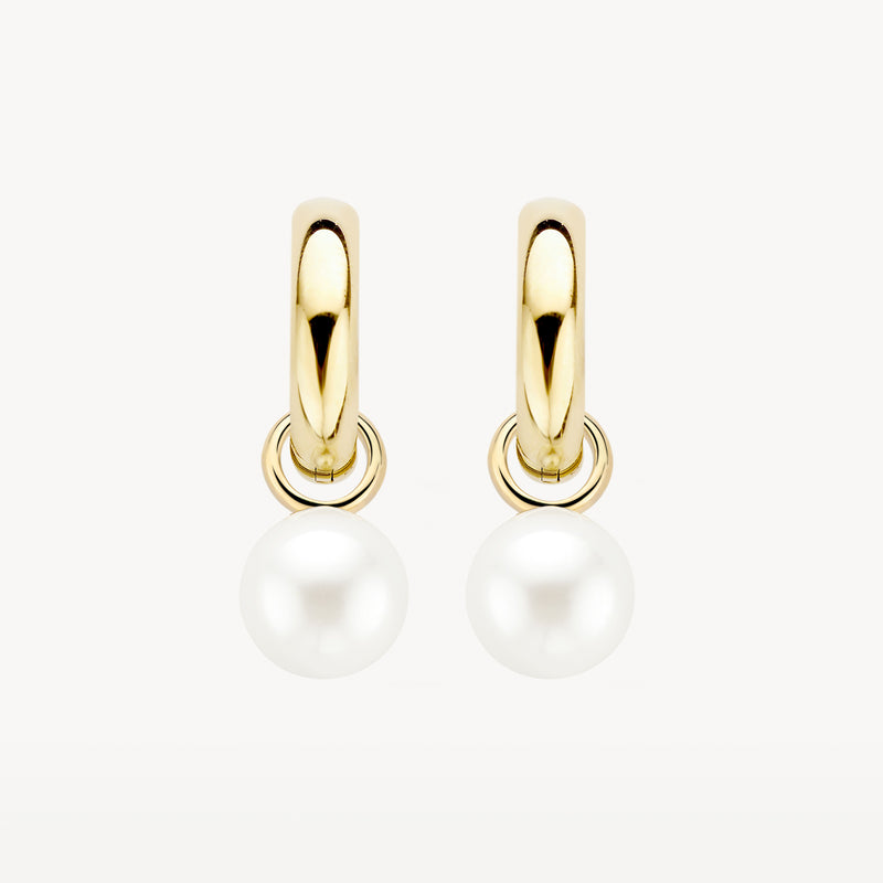 14k geelgouden oorbedels met ronde witte Swarovski parel en glanzende afwerking.