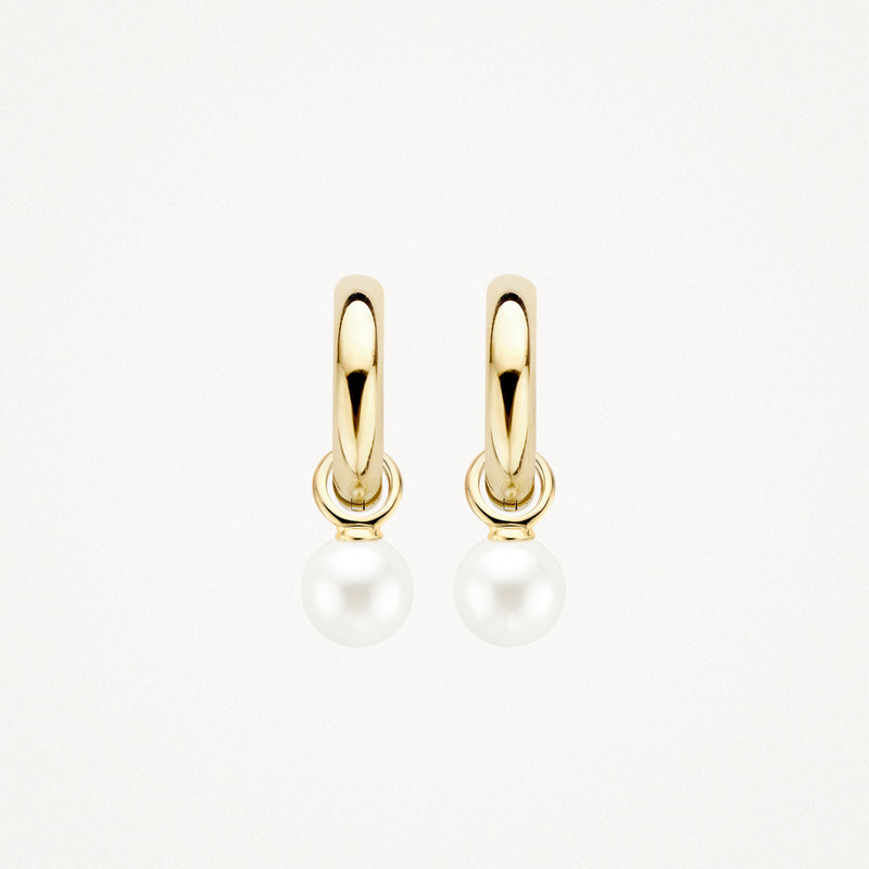 14k geelgouden oorbellen met ronde witte Swarovski parelhanger.