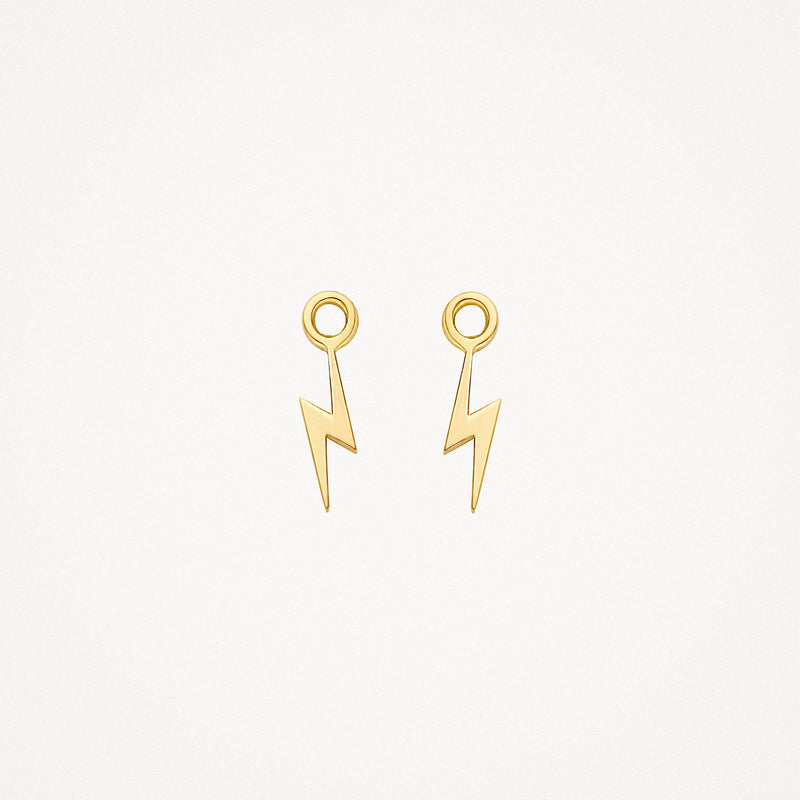 Oorbedels in 14k geelgoud met bliksemschichtvormige hanger en cirkelvormige bevestiging.