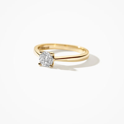 14k geelgouden solitair ring met ronde lab diamant in gerecycled goud.