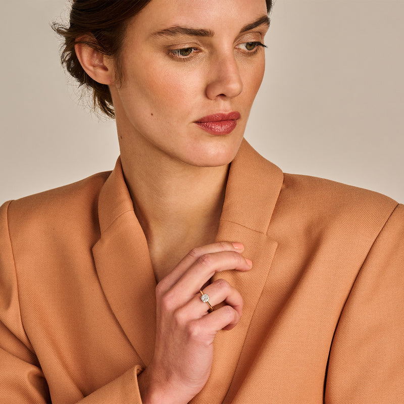 14k geelgouden ring met fonkelende labdiamant en gerecycled goud, maat 54.