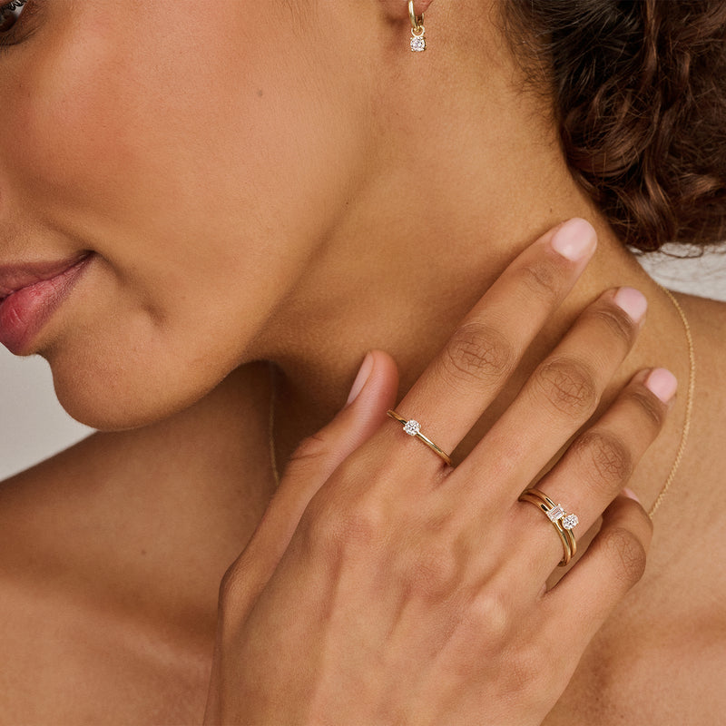 14k goud solitair ring met lab diamant kleine maat  .