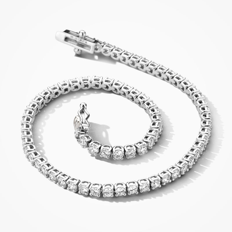 14k witgouden armband met ronde Lab Diamonds in schakels van gerecycled goud.