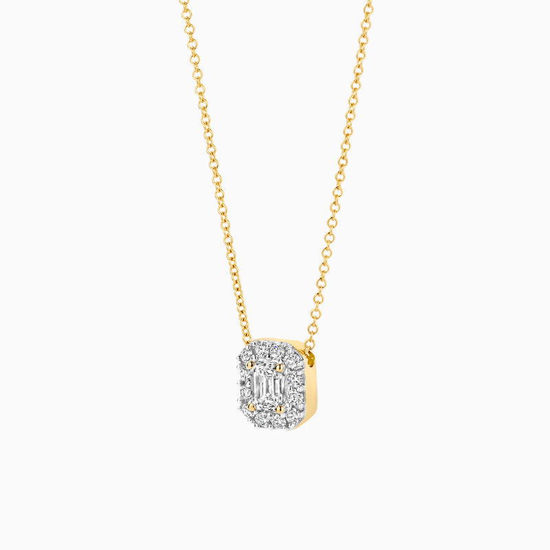 Collier van 14k geelgoud met rechthoekige hanger bezaaid met lab diamanten in wit goud.
