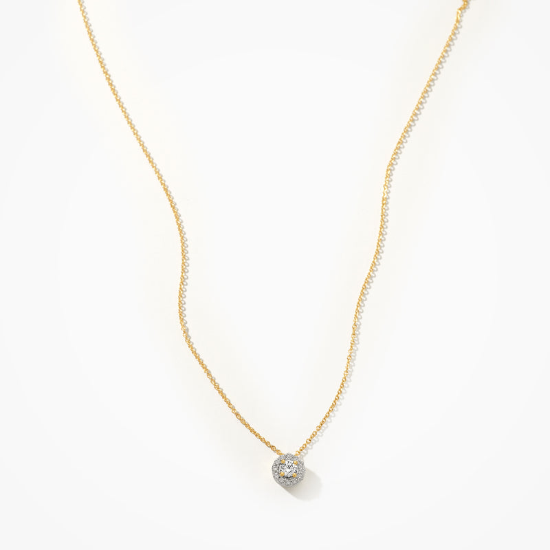 14k geelgouden schakelketting met ronde lab diamant hanger.