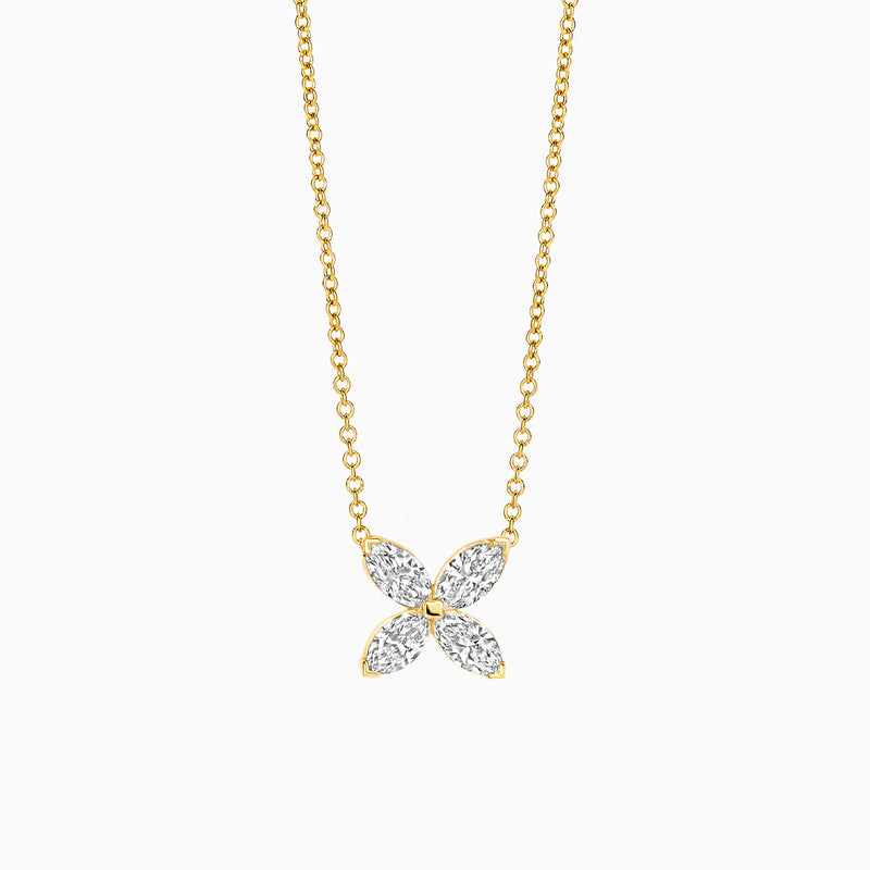 14k geelgouden collier met schakelketting en stralende Lab Diamonds in vlindervorm.