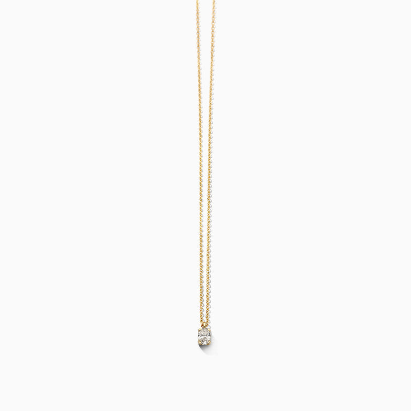 14k goud collier met fijne schakels en kleine lab diamant hanger.