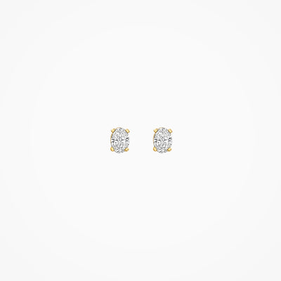 Lab diamanten oorstekers in 14k geel goud met ronde geslepen stenen.