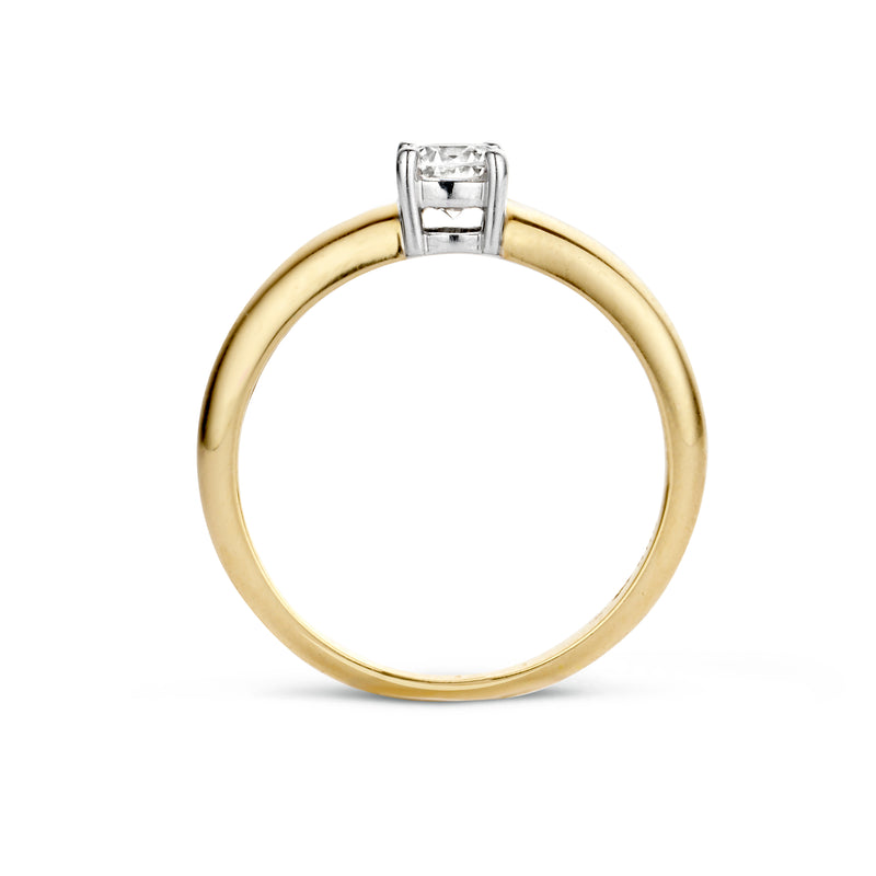 14k geelgouden ring met solitaire zirkonia en witgouden zetting.