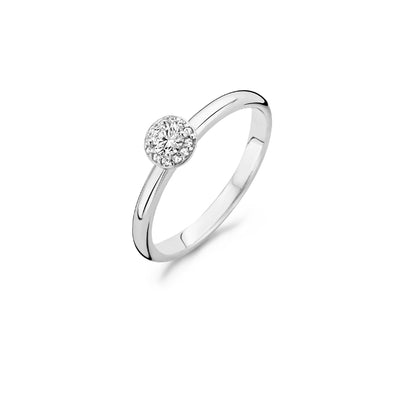 14k wit goud ring met centraal cluster van fonkelende zirkonia's.