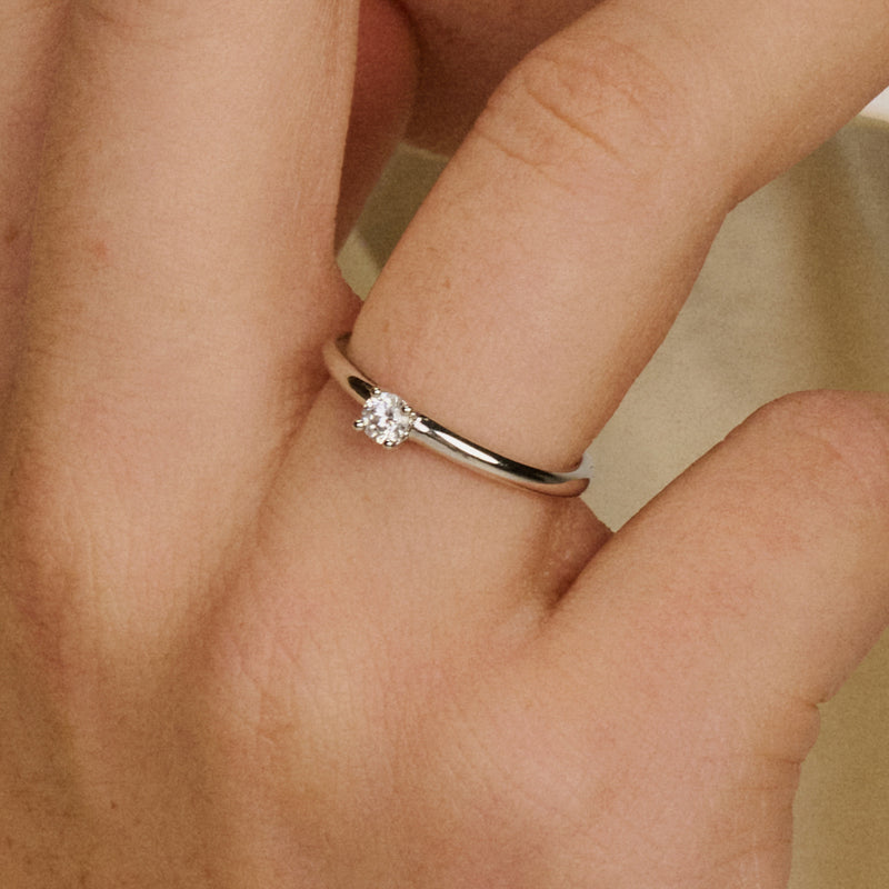 14ct White Gold Zirconia Stone Solitaire Ring