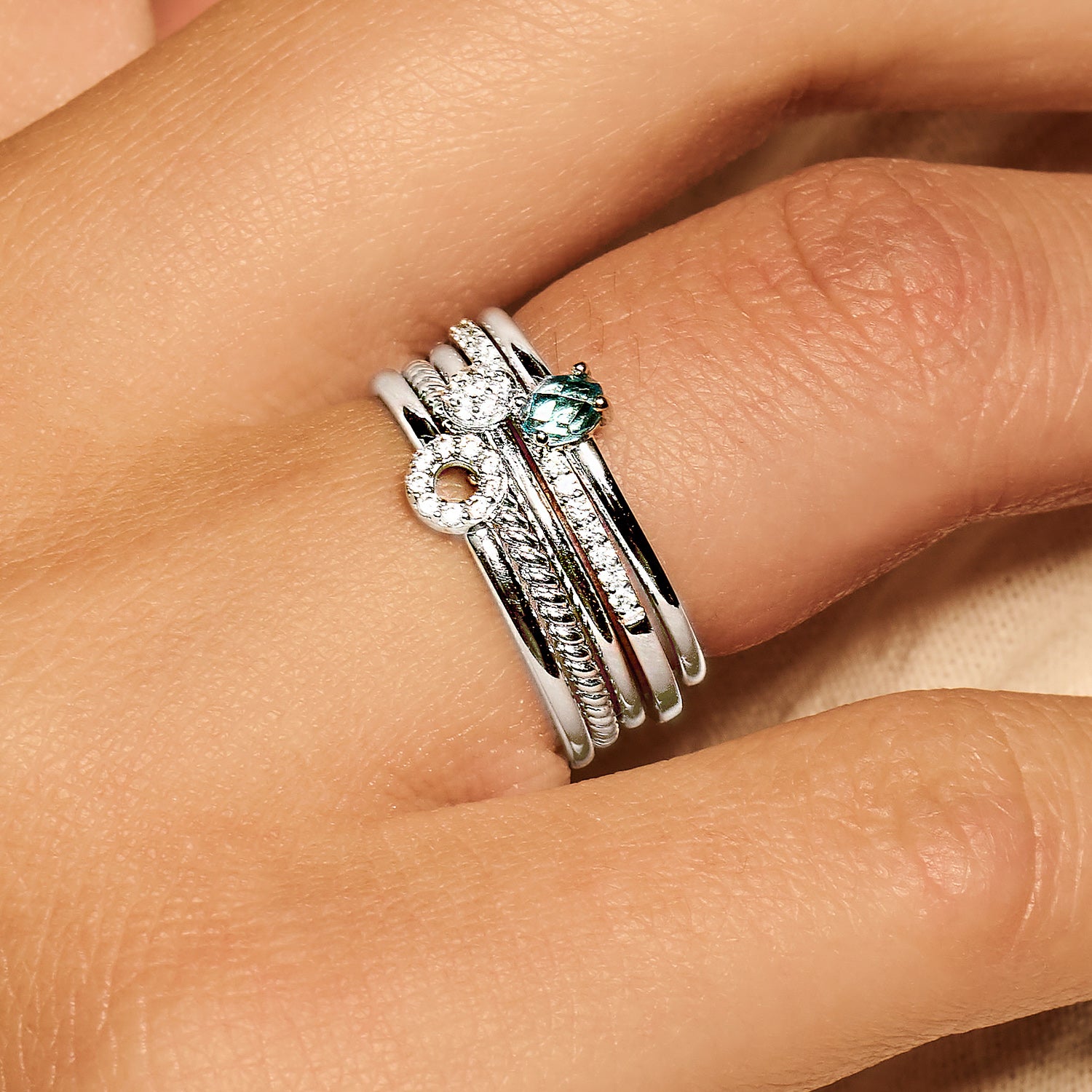 Bague Serti pavé Or blanc 14k