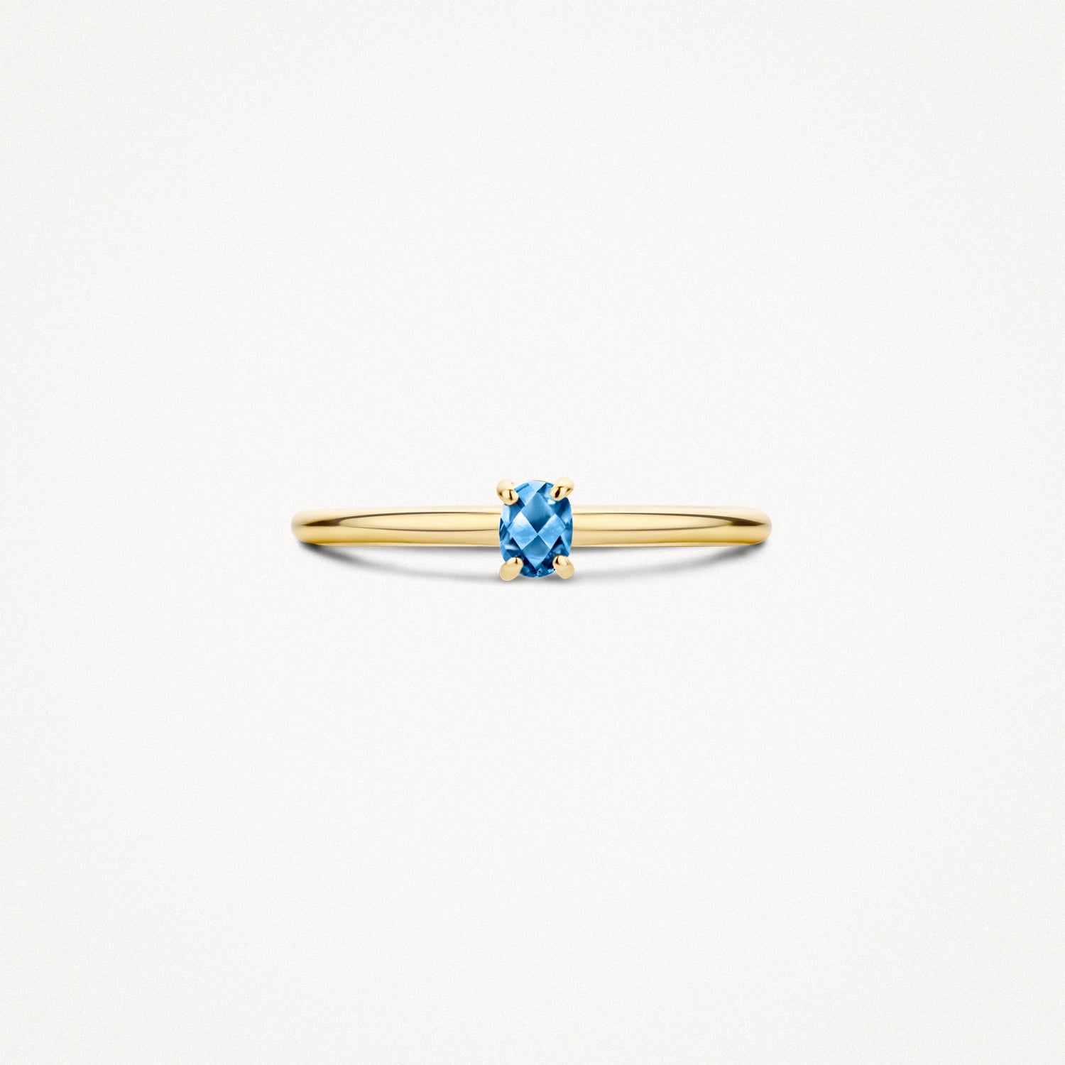 Ring met ovaalvormige blauwe topas, 14k goud
