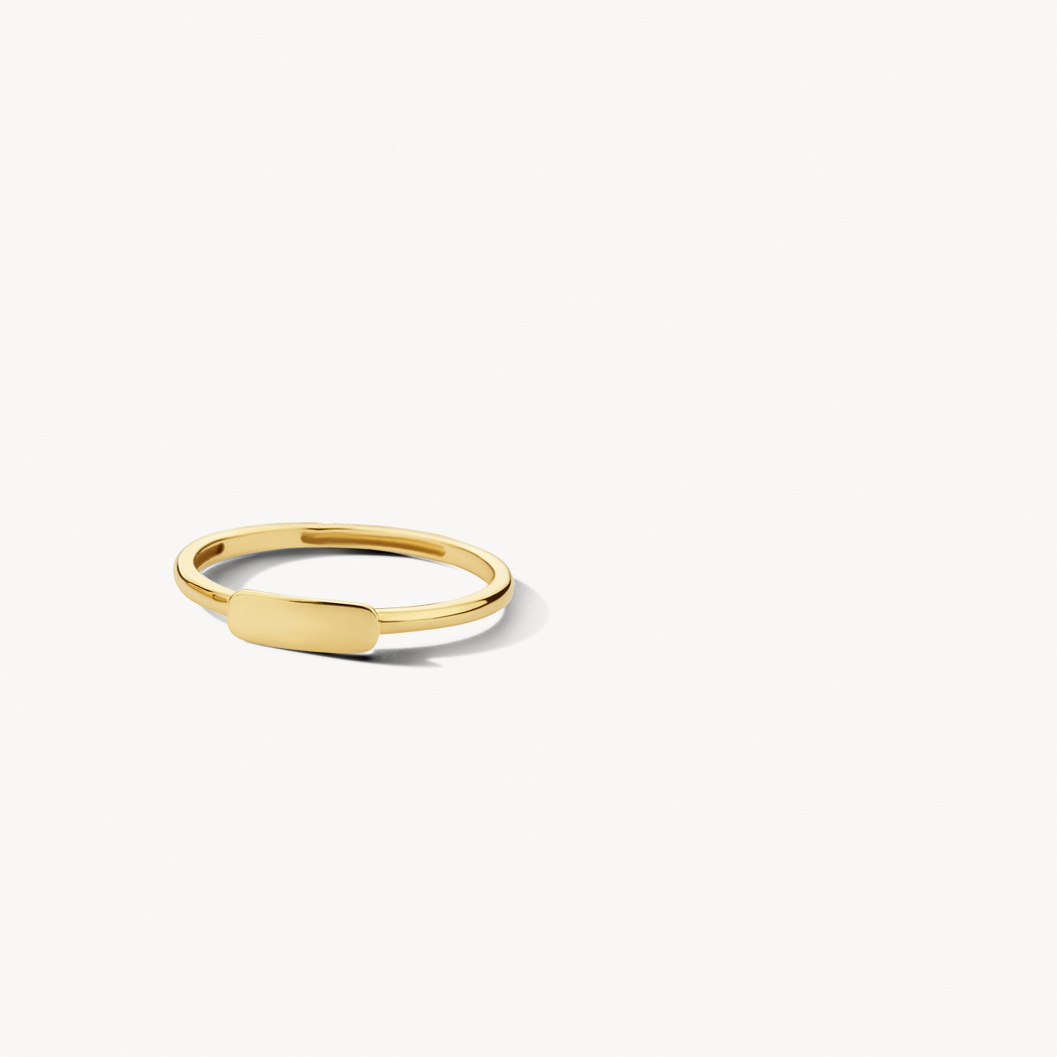 Ring met ovaal plaatje 14k goud